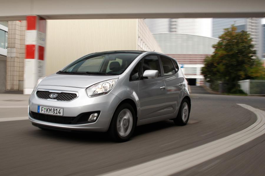  Kia Venga 2010 года  (фото 146 из 199)